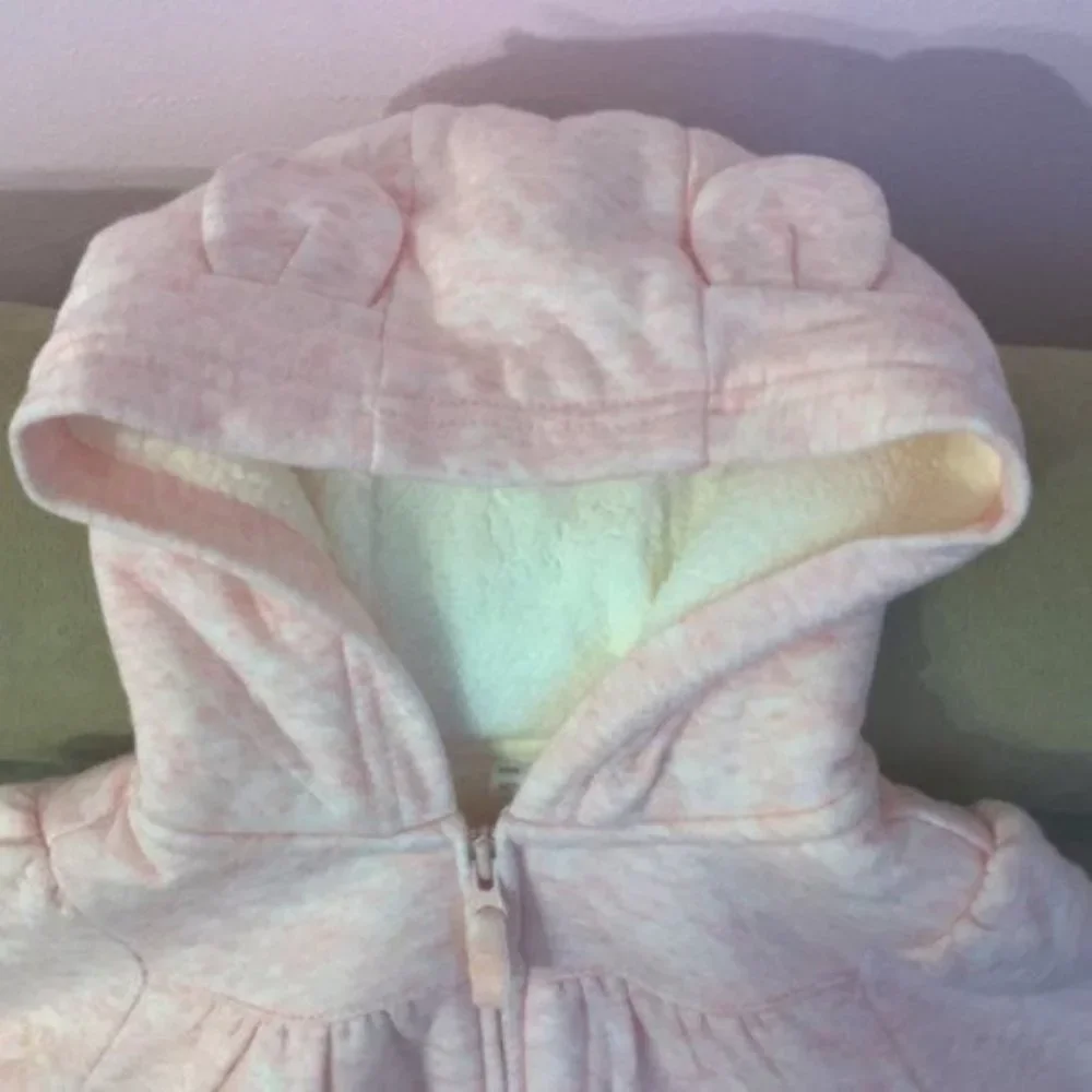 Carter’s pink hooded sweater jacket for baby size 6-9 months